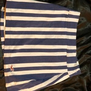 Hollister mini skirt!